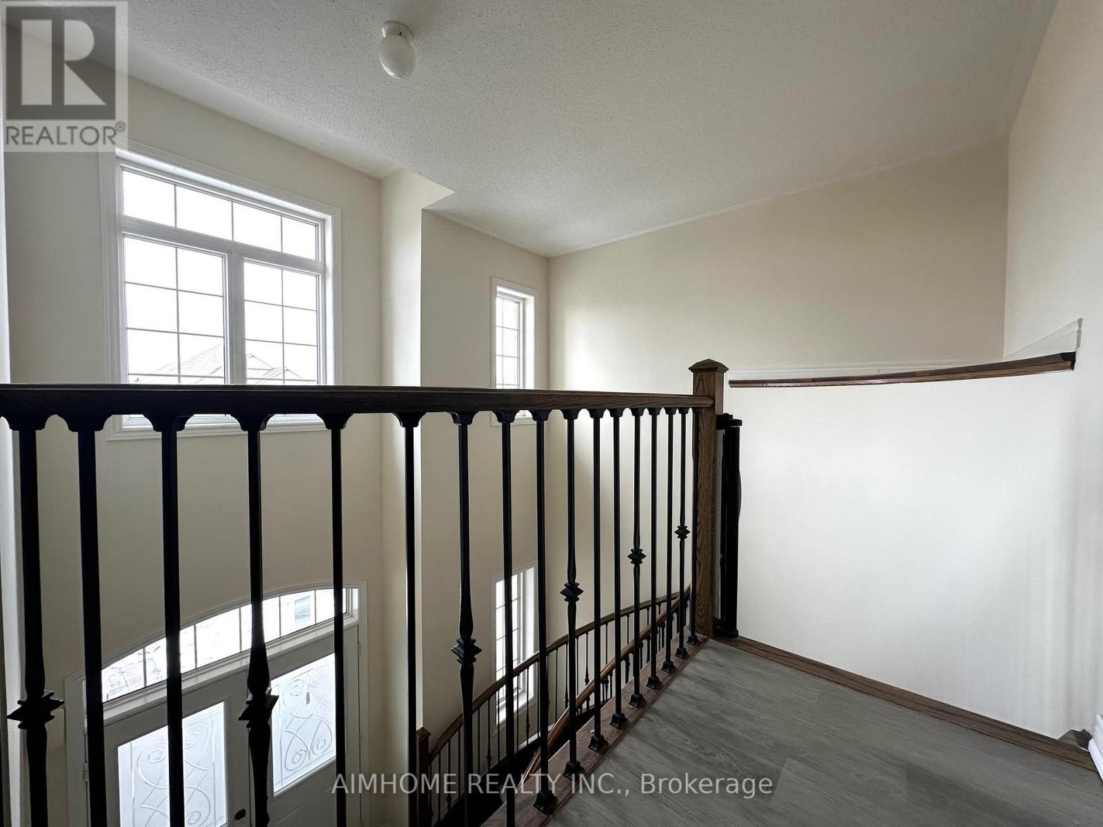 1171 Mctavish Drive, Newmarket, ON - Indoor Photo Showing Other Room