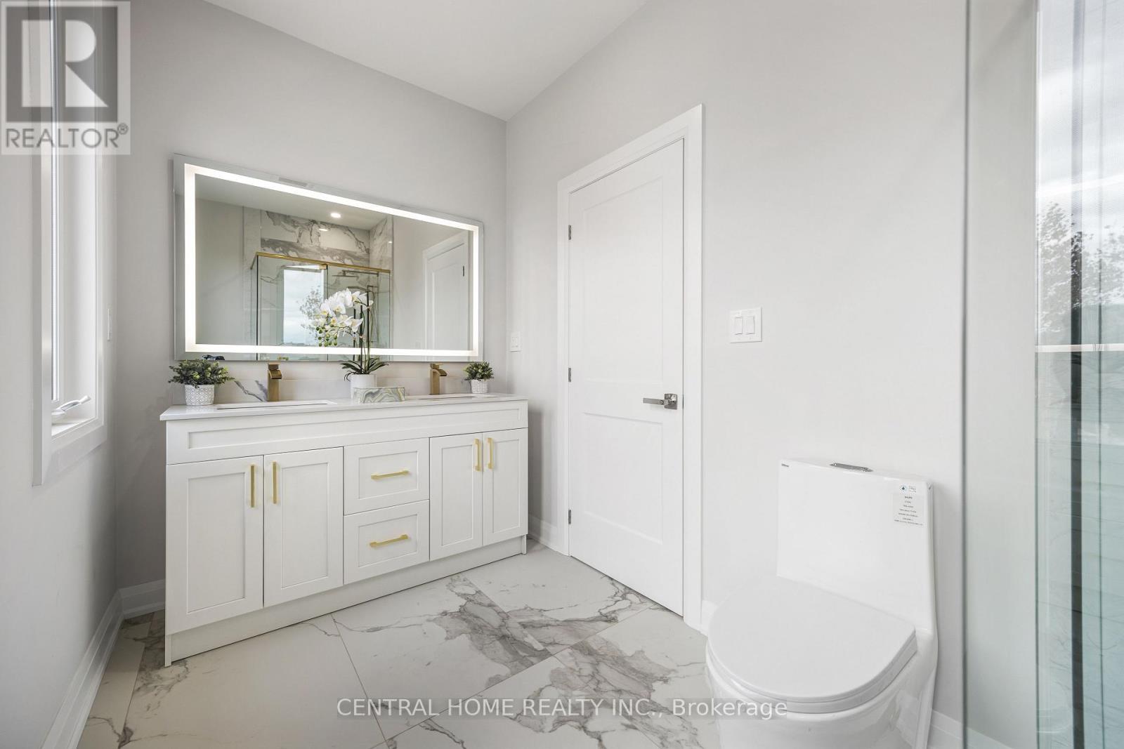 2954 Elgin Mills Rd E Elgin Mills Road E, Markham, ON - Indoor Photo Showing Bathroom