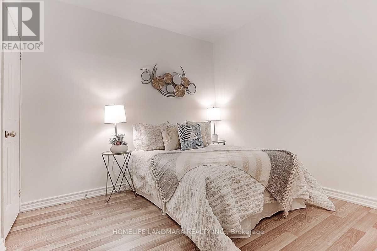 5 - 21 St Moritz Way, Markham, ON - Indoor Photo Showing Bedroom