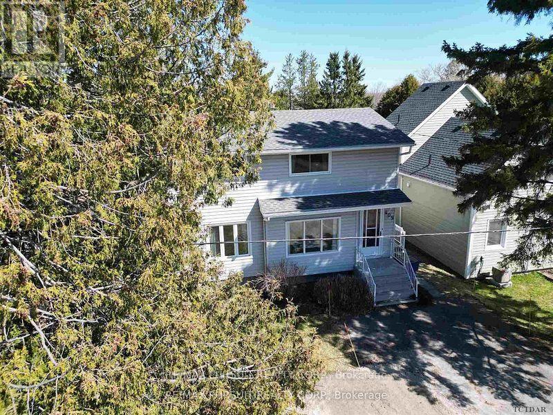 409 Mccamus Avenue, Temiskaming Shores (New Liskeard), ON - Outdoor