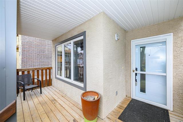 289 Simcoe St, Winnipeg, MB