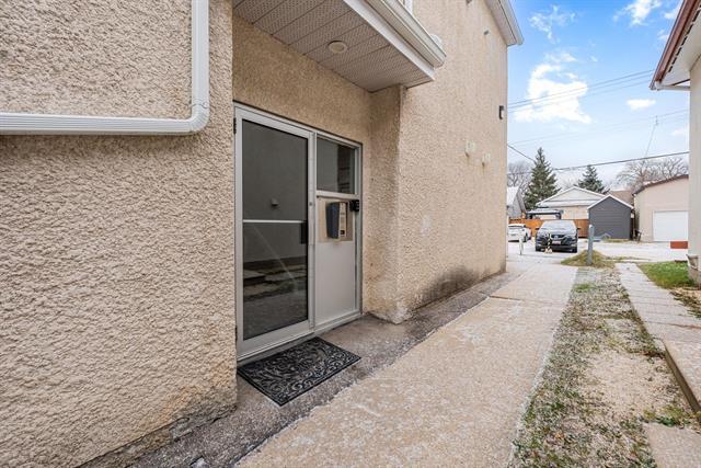 8-270 Dollard Blvd, Winnipeg, MB