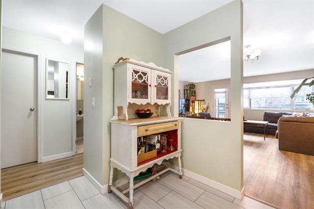 8-270 Dollard Blvd, Winnipeg, MB