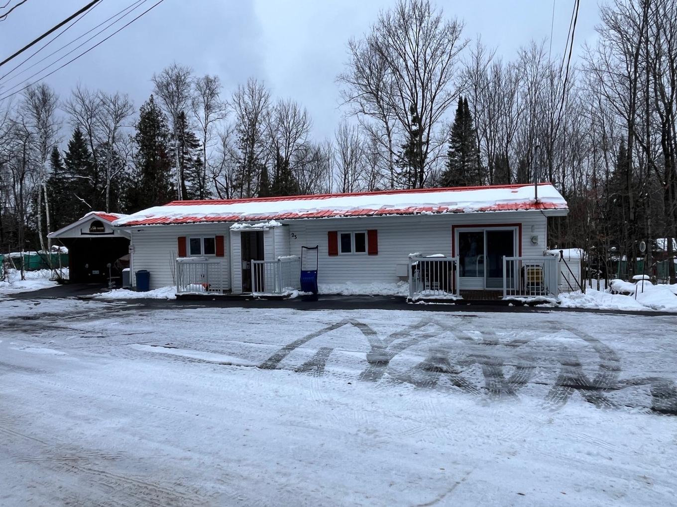 Frontage - 23 Ch. Du Gros-Rocher, Harrington, QC - Outdoor