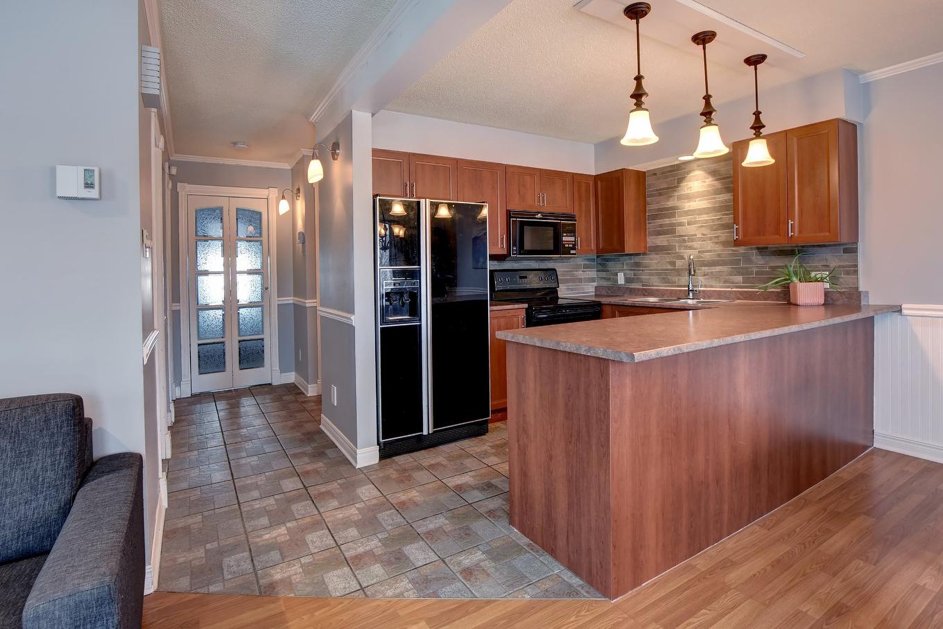 Kitchen - 732 Ch. Des Éperviers, Piedmont, QC - Indoor Photo Showing Kitchen