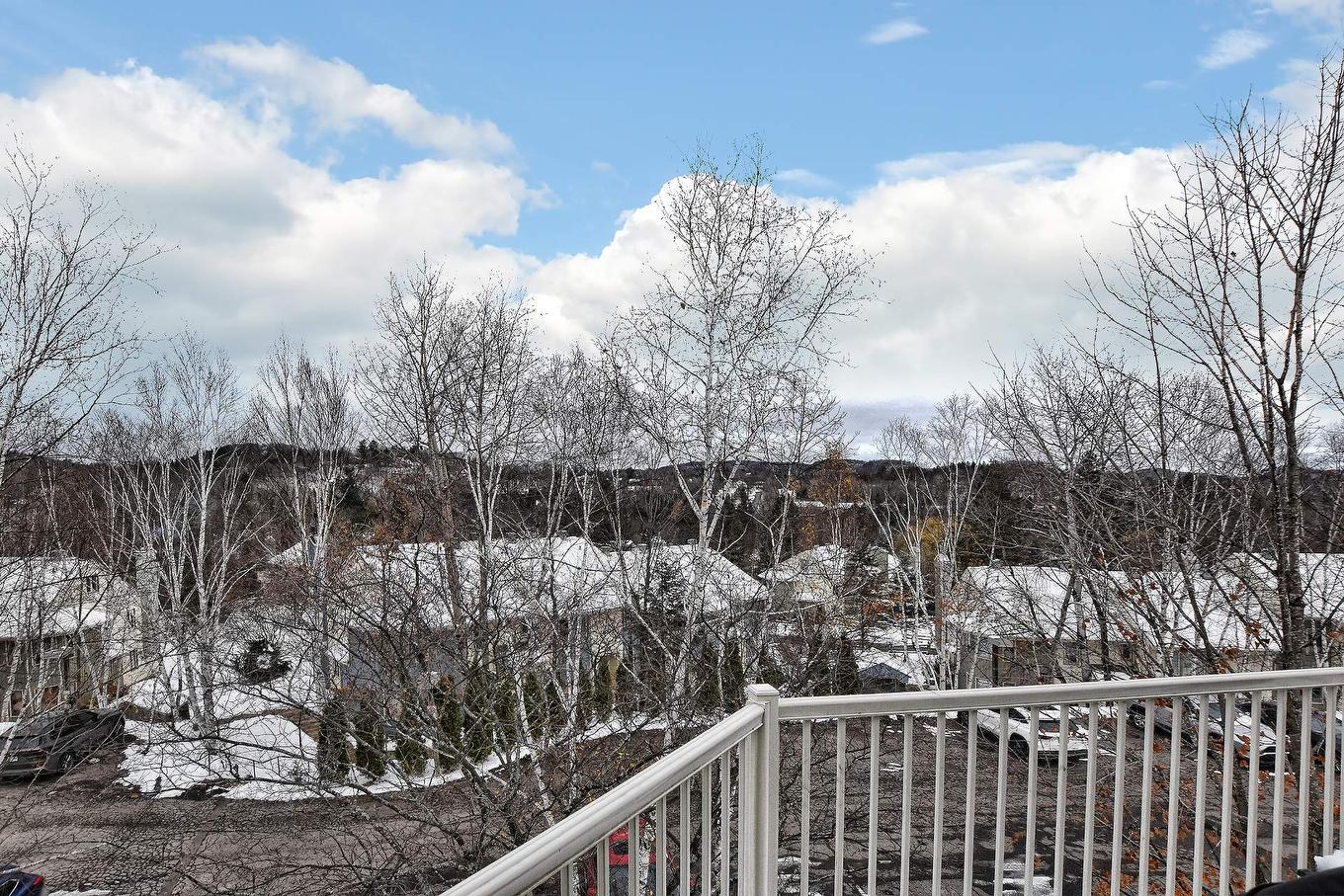 Patio - 732 Ch. Des Éperviers, Piedmont, QC - Outdoor With View