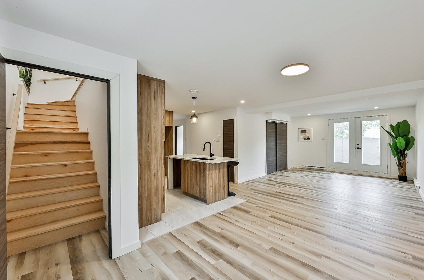 Intergenerational - 750 5E Rang, Sainte-Julienne, QC - Indoor Photo Showing Other Room