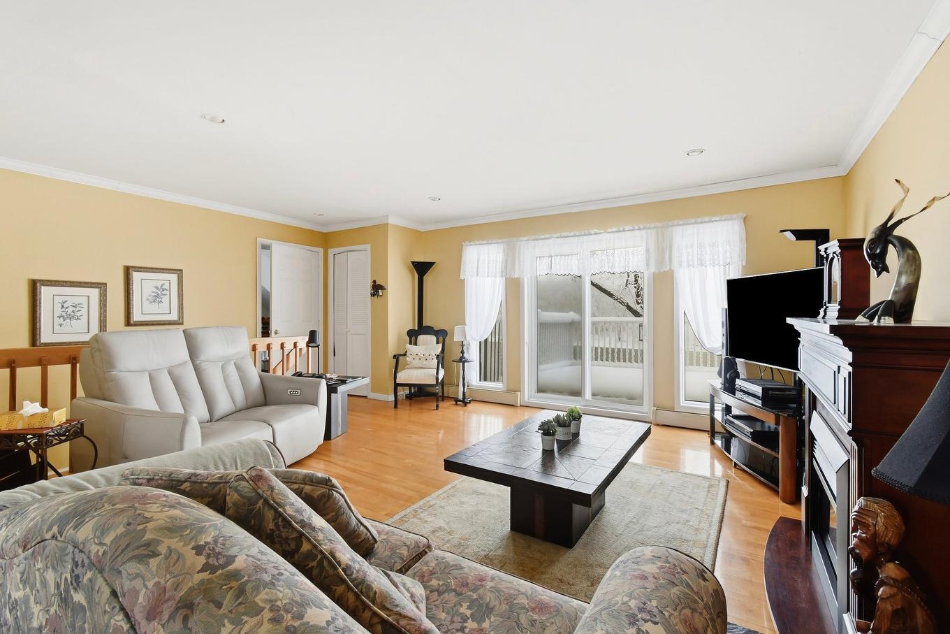 Living room - 3860 - 3882 Ch. St-Roch, Sorel-Tracy, QC - Indoor Photo Showing Living Room