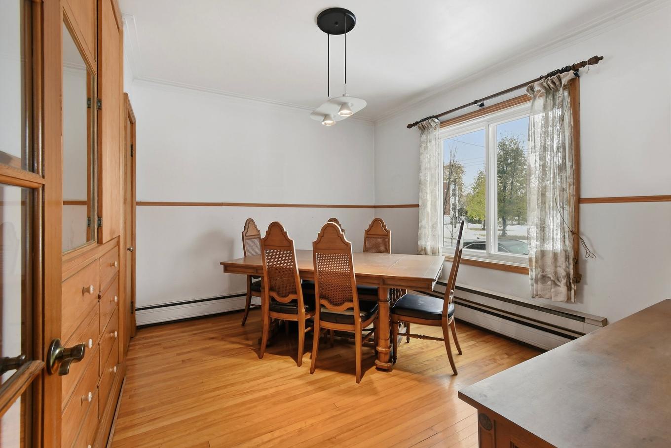 Dining room - 300 - 304 Rue Taillon, Montréal (Mercier/Hochelaga-Maisonneuve), QC - Indoor Photo Showing Dining Room