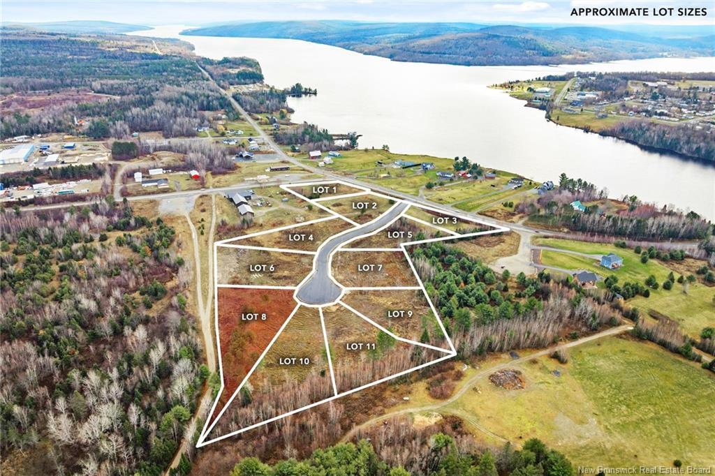 23-8 Finn Cres, Nackawic, NB