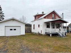60 Iroquois RD Saint-Jacques, NB E7B 2B6