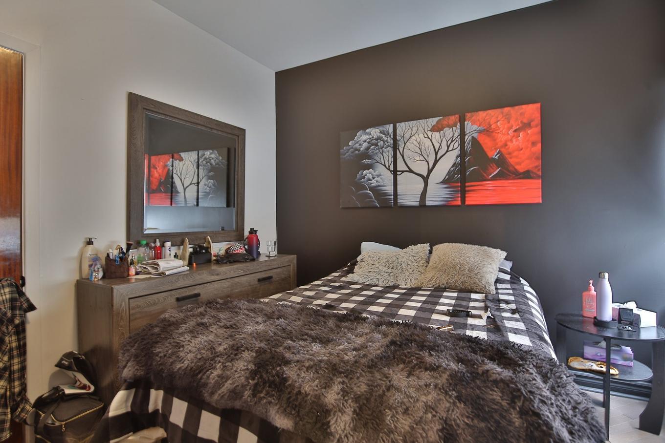 Primary bedroom - 626 - 632 Rue Marquette, Longueuil (Le Vieux-Longueuil), QC - Indoor Photo Showing Bedroom