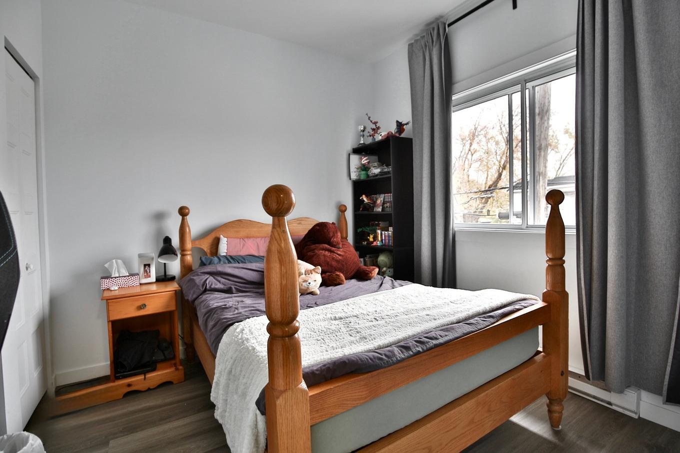 Primary bedroom - 626 - 632 Rue Marquette, Longueuil (Le Vieux-Longueuil), QC - Indoor Photo Showing Bedroom