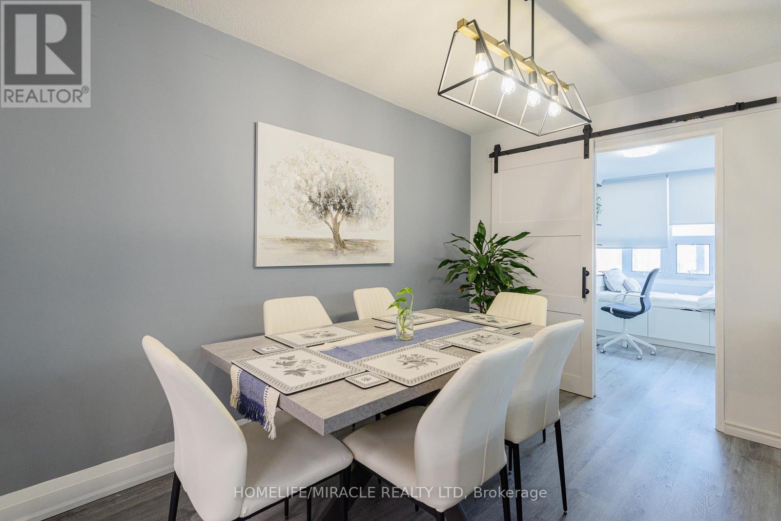 1201 - 714 The West Mall, Toronto, ON - Indoor Photo Showing Dining Room