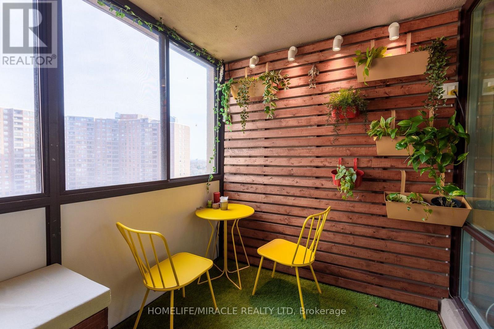 1201 - 714 The West Mall, Toronto, ON - Indoor Photo Showing Other Room