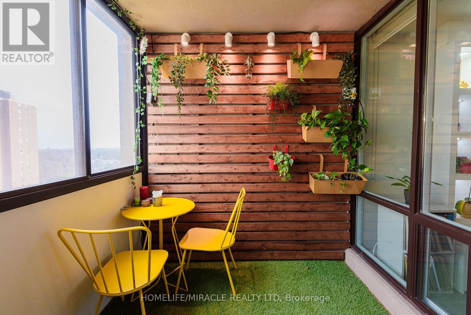 1201 - 714 The West Mall, Toronto, ON - Indoor Photo Showing Other Room