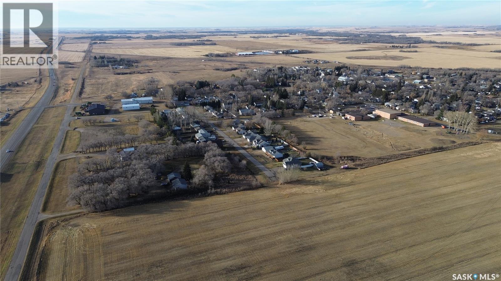 Asquith Land, Asquith, SK