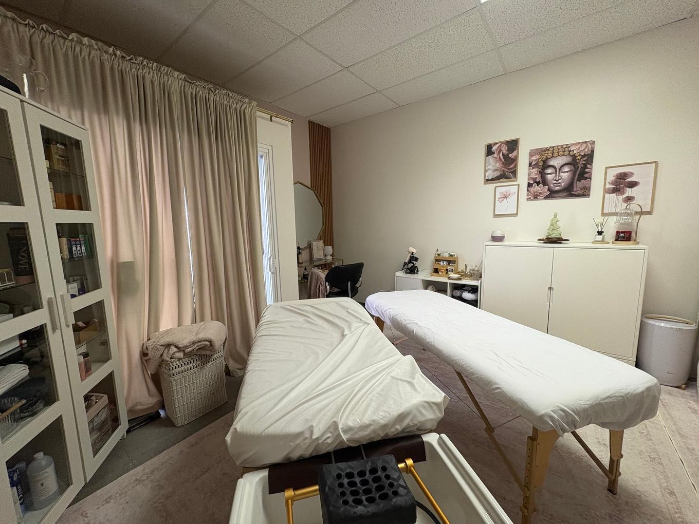 Salle - B-56 Av. Principale, Rouyn-Noranda, QC - Indoor Photo Showing Bedroom