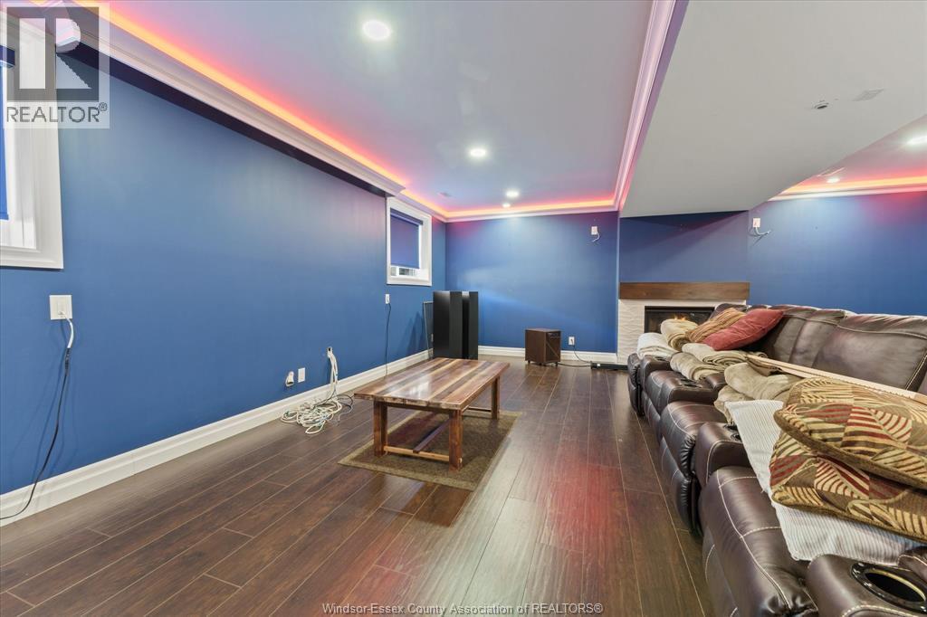 967 Westwood Drive, Lakeshore, ON