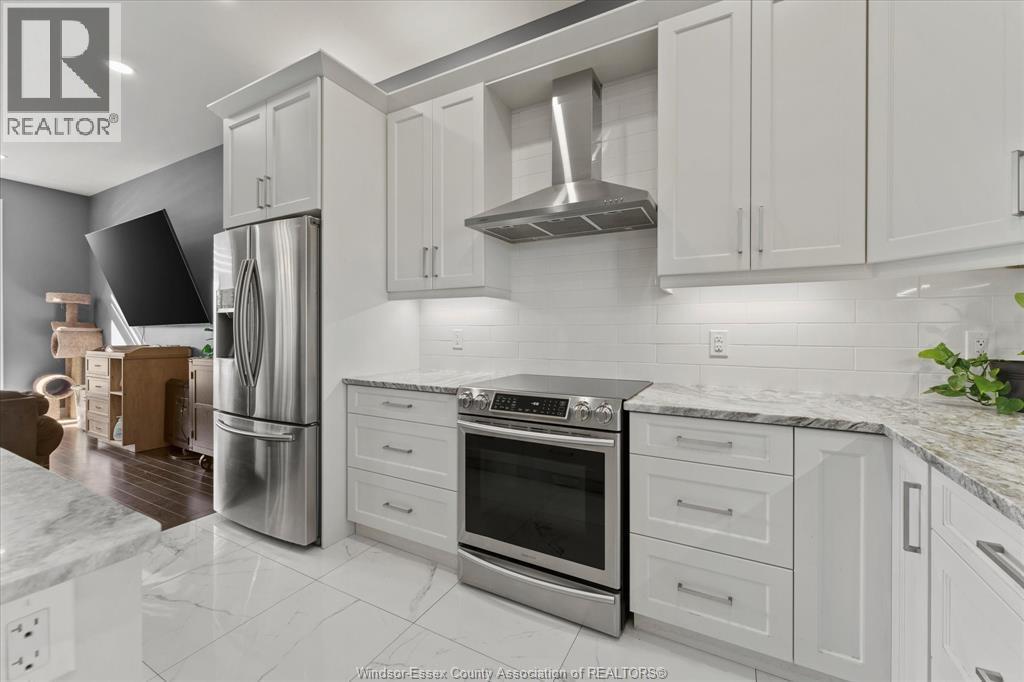 967 Westwood Drive, Lakeshore, ON