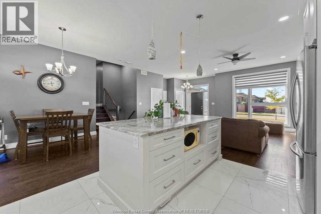 967 Westwood Drive, Lakeshore, ON