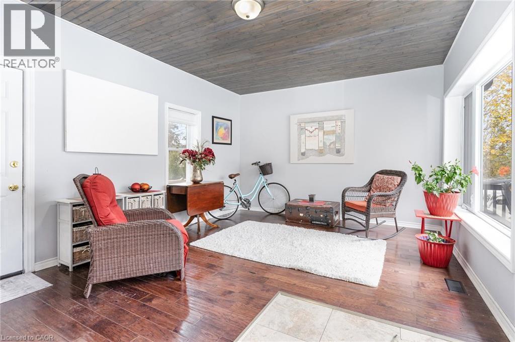 292 W Lambton Street W, Durham, ON - Indoor