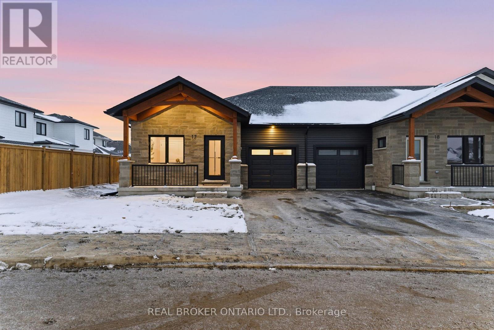 Unit 17 - 29 Weymouth Street, Woolwich, ON - Outdoor