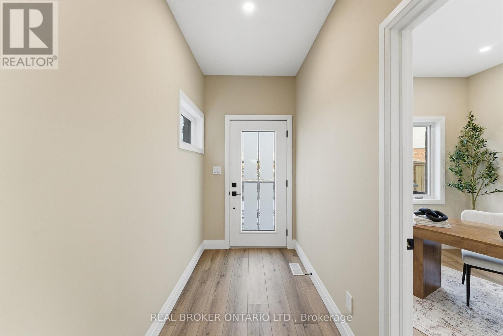 26 - 29 Weymouth Street, Woolwich, ON - Indoor Photo Showing Other Room