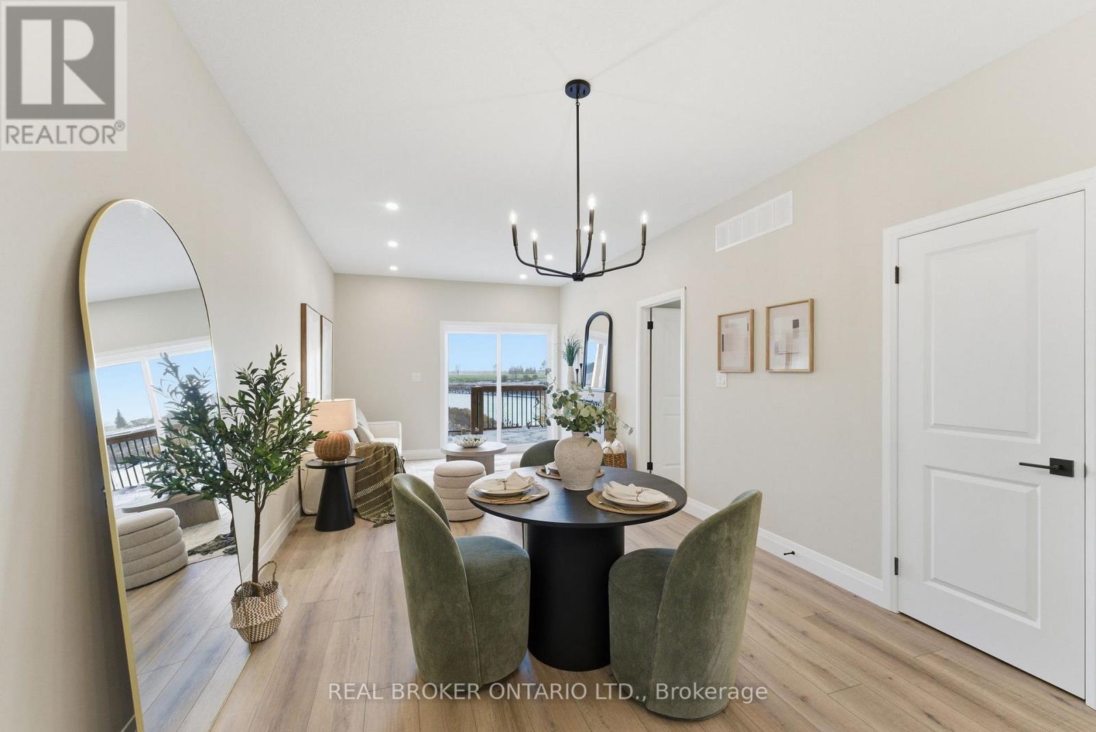 26 - 29 Weymouth Street, Woolwich, ON - Indoor Photo Showing Dining Room