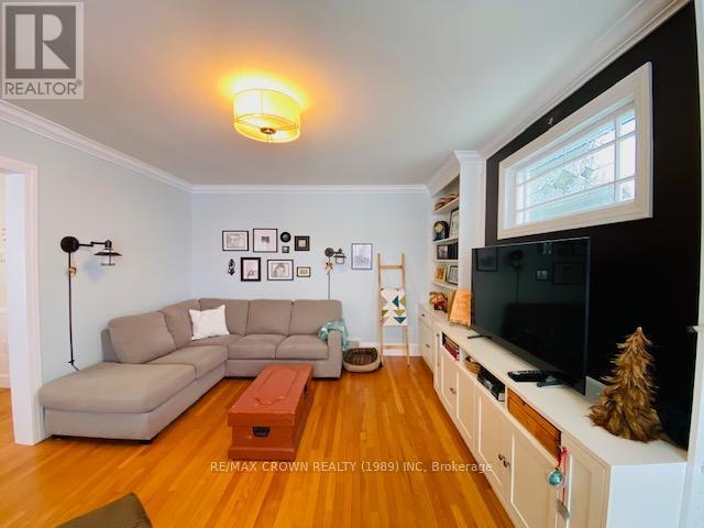 64 Byng Avenue, Kapuskasing, ON - Indoor Photo Showing Living Room
