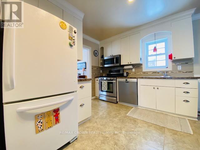 64 Byng Avenue, Kapuskasing, ON - Indoor Photo Showing Kitchen