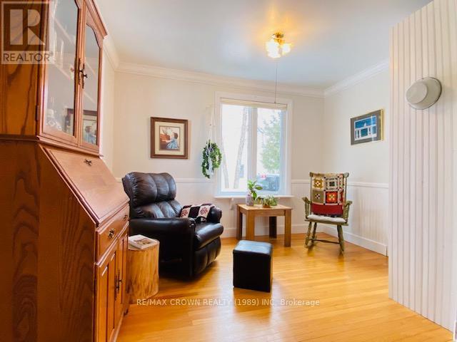 64 Byng Avenue, Kapuskasing, ON - Indoor