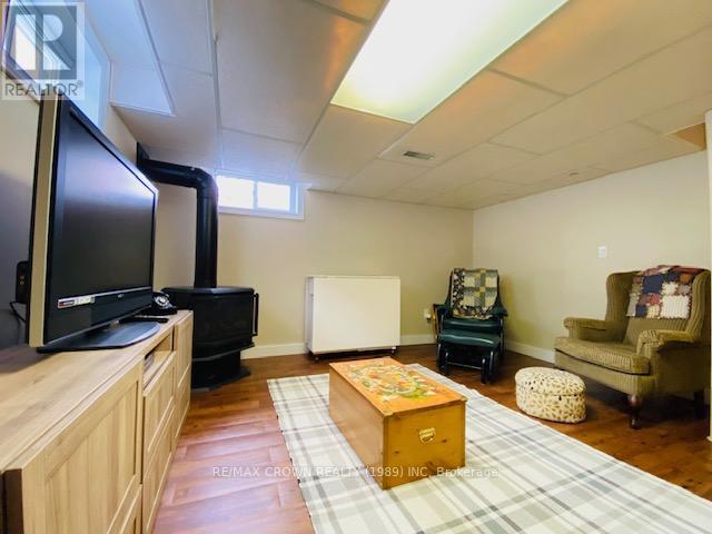 64 Byng Avenue, Kapuskasing, ON - Indoor