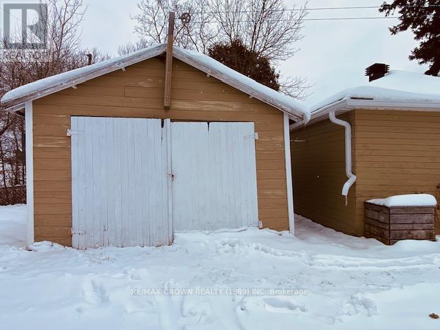 64 Byng Avenue, Kapuskasing, ON - Outdoor With Exterior