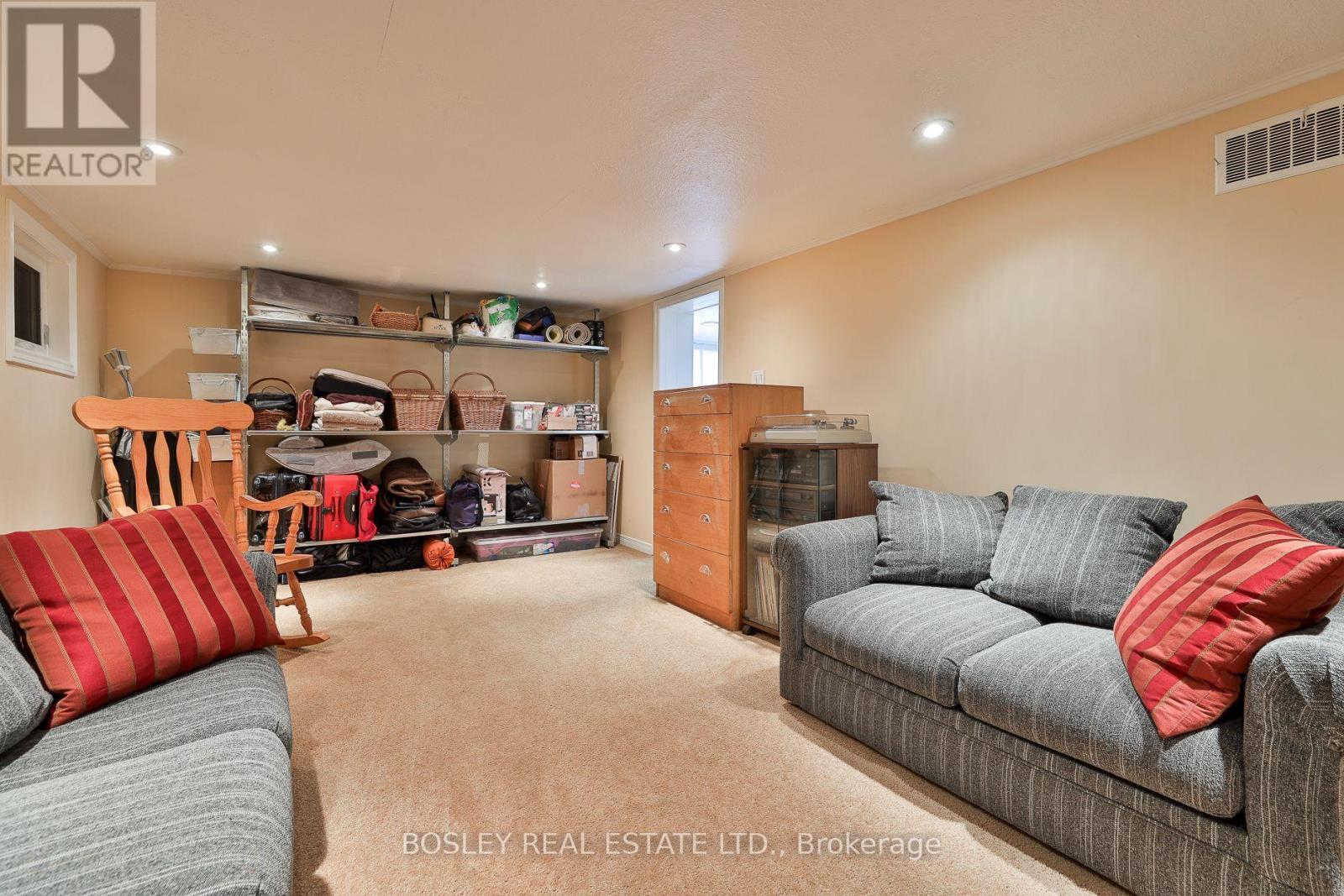 333 Sutherland Drive, Toronto, ON - Indoor