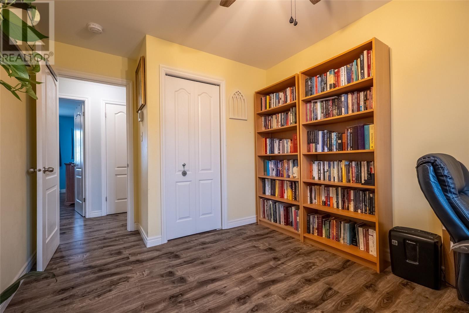 12 Bridgeport Street, Paradise, NL - Indoor Photo Showing Other Room