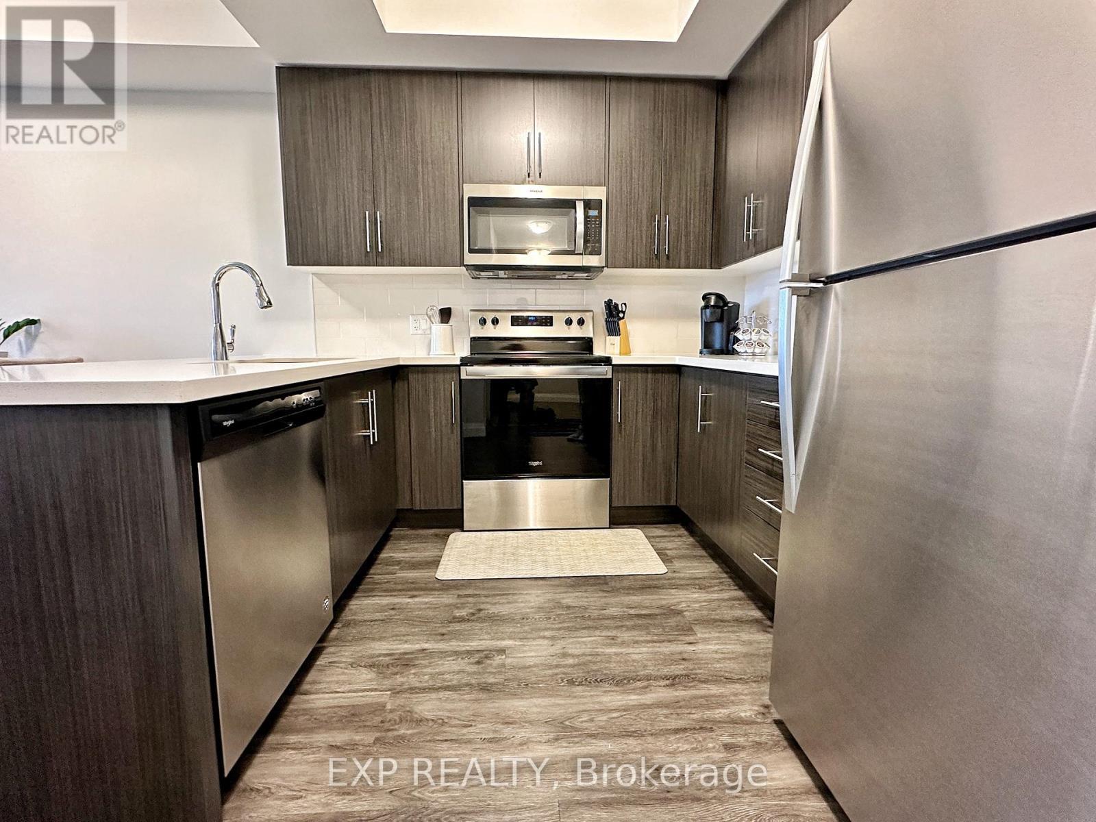 507 - 30 Hamilton Street S, Hamilton, ON - Indoor Photo Showing Kitchen With Stainless Steel Kitchen With Upgraded Kitchen