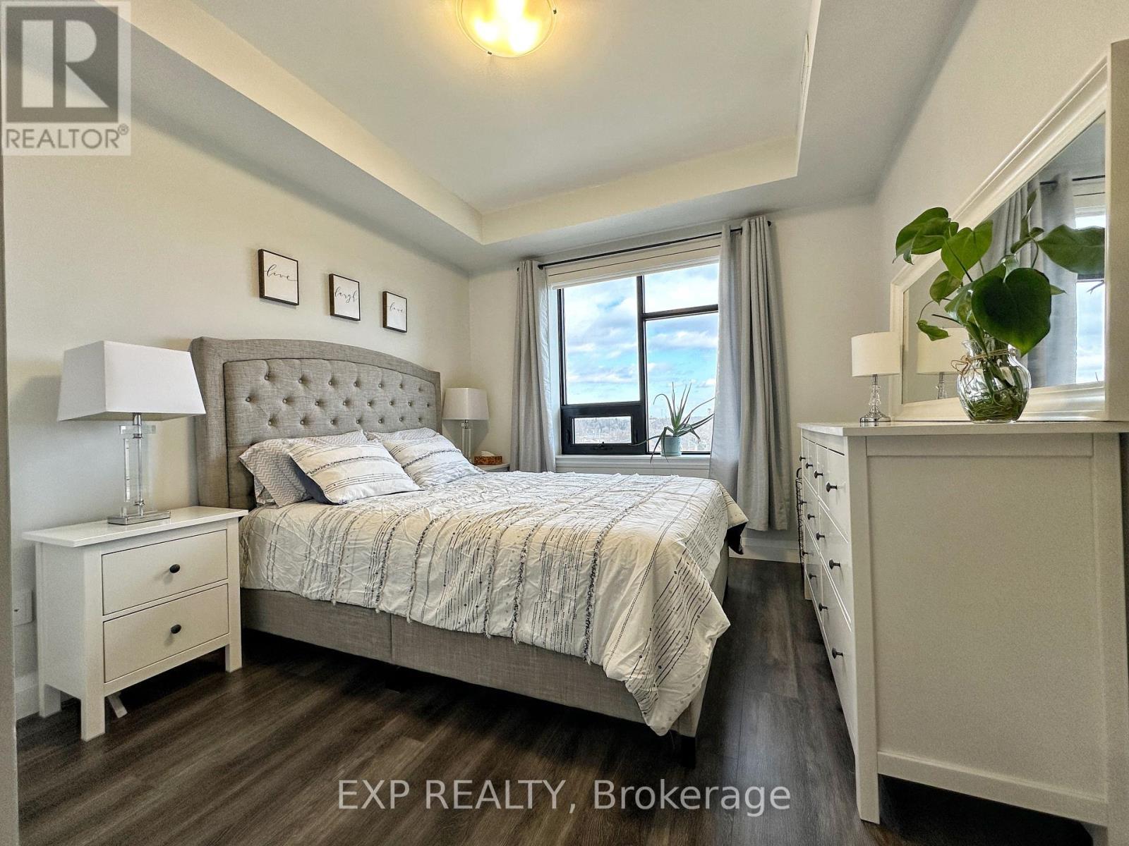 507 - 30 Hamilton Street S, Hamilton, ON - Indoor Photo Showing Bedroom