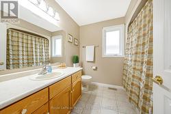 Shared 4 Piece Bath -