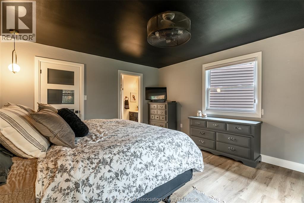 8 Kyle Drive, Ridgetown, ON - Indoor Photo Showing Bedroom
