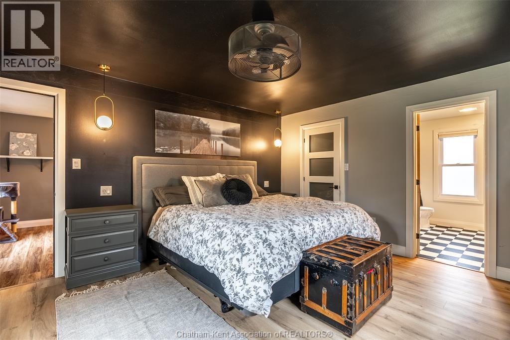 8 Kyle Drive, Ridgetown, ON - Indoor Photo Showing Bedroom