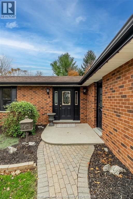 8 Kyle Drive, Ridgetown, ON - Outdoor