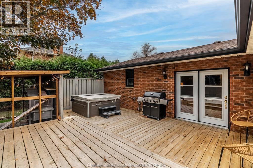 8 Kyle Drive, Ridgetown, ON - Outdoor With Deck Patio Veranda With Exterior