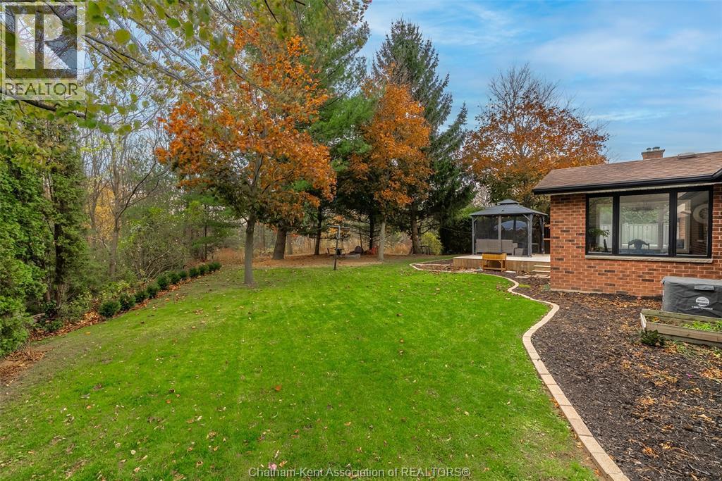 8 Kyle Drive, Ridgetown, ON - Outdoor