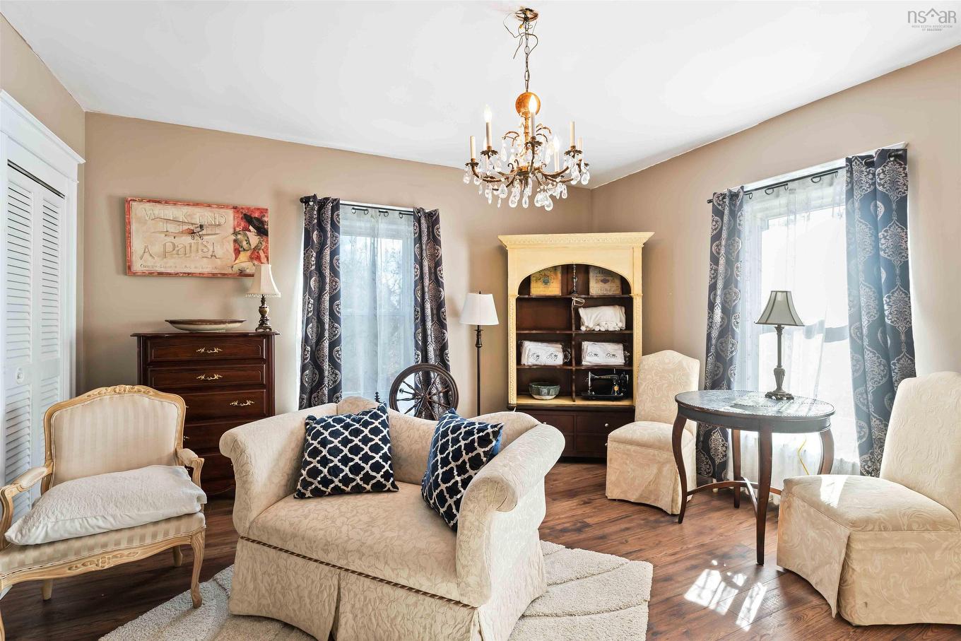 20 Victoria Avenue, Weymouth, NS