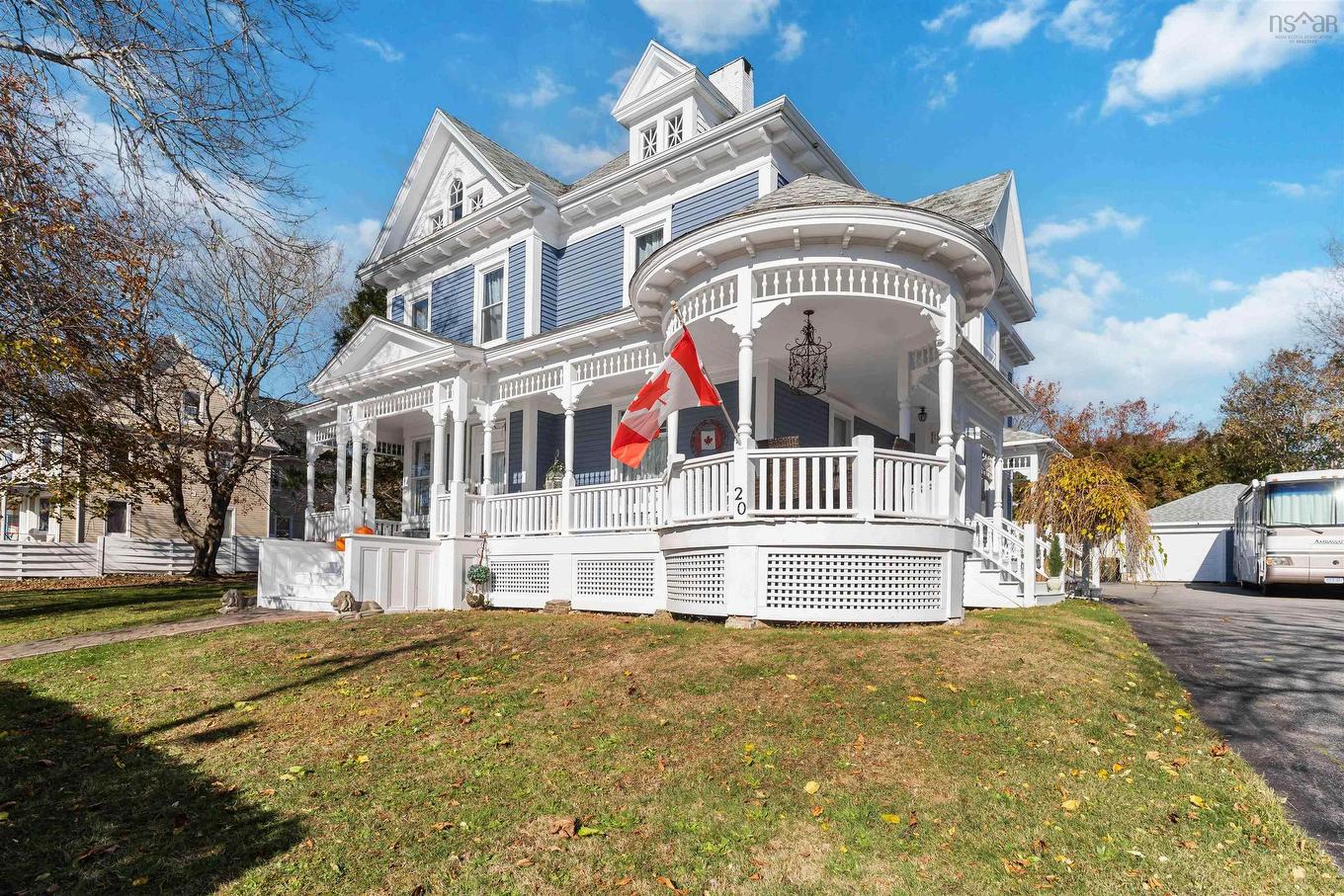 20 Victoria Avenue, Weymouth, NS