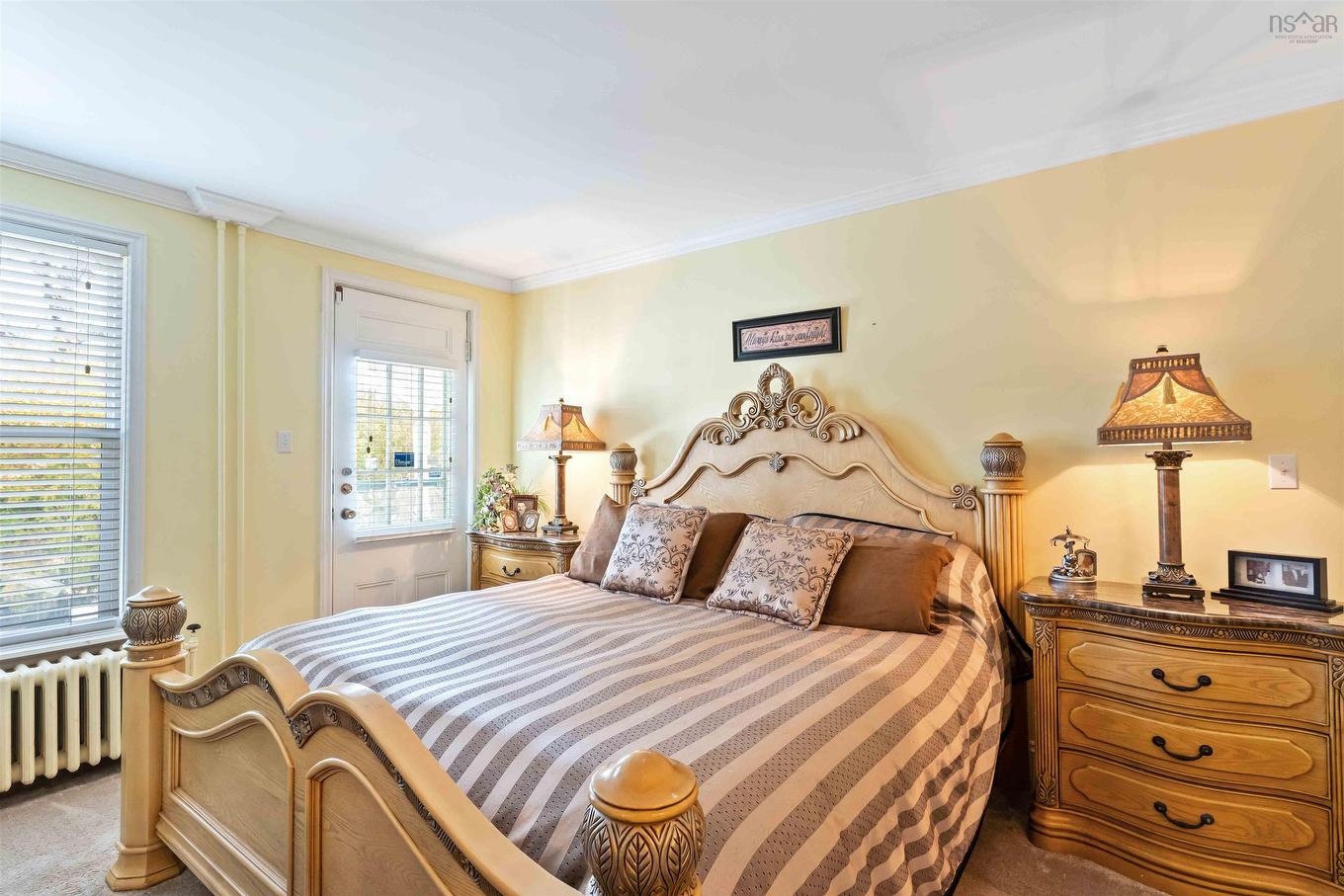 20 Victoria Avenue, Weymouth, NS