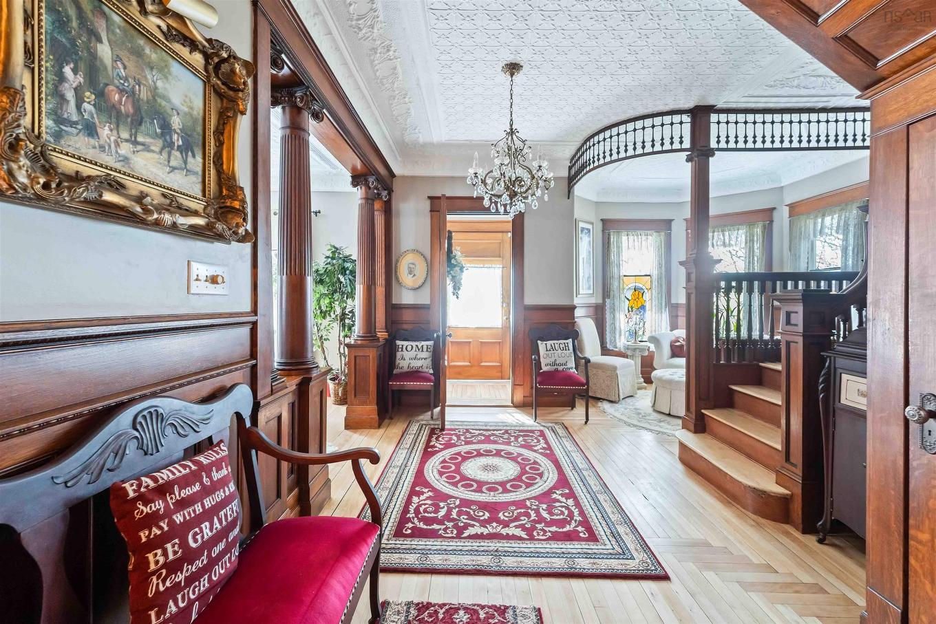 20 Victoria Avenue, Weymouth, NS