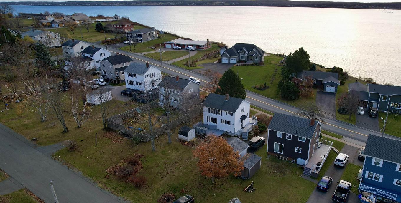 800 Shore Road, Sydney Mines, NS
