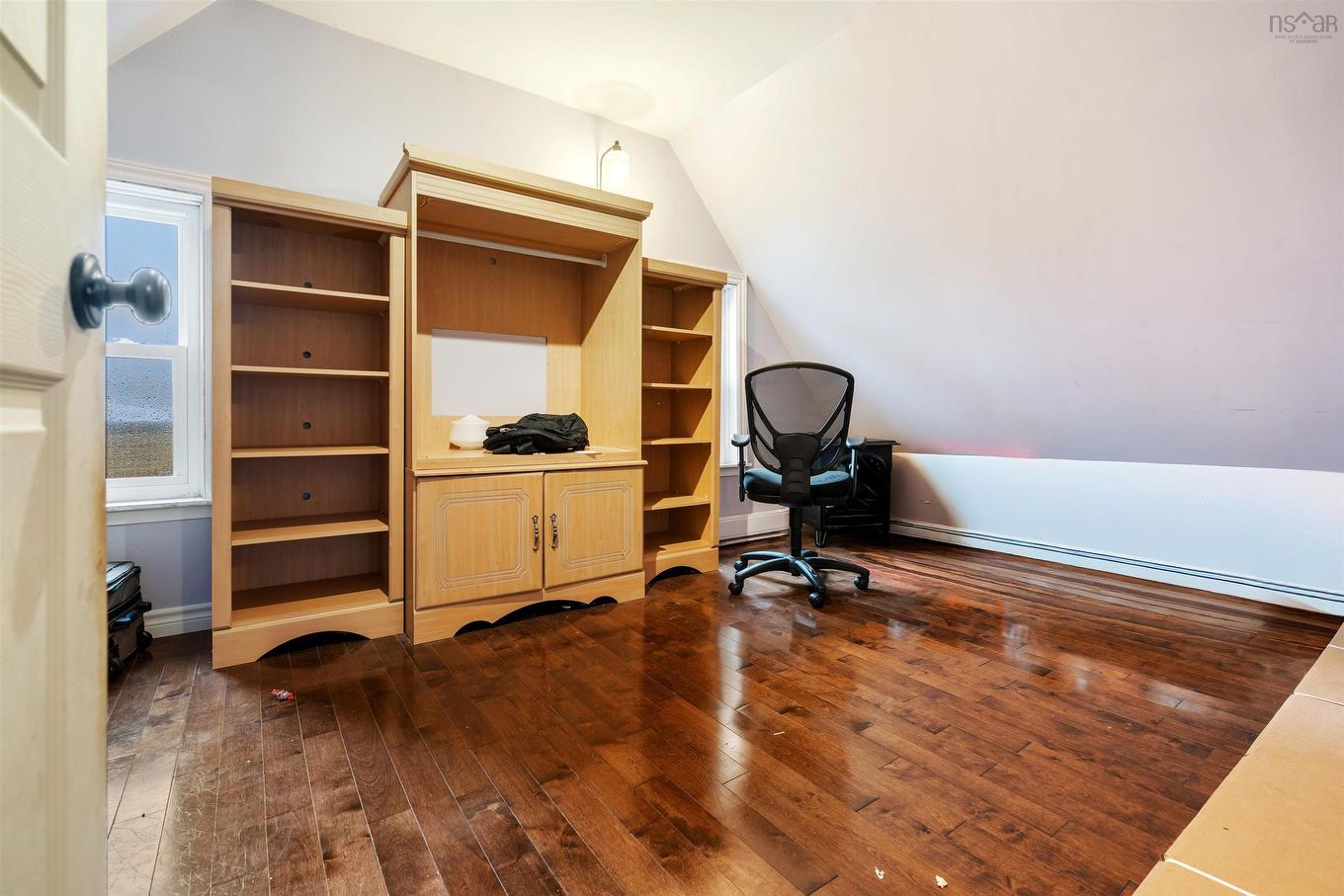 230 Victoria Street E, Amherst, NS